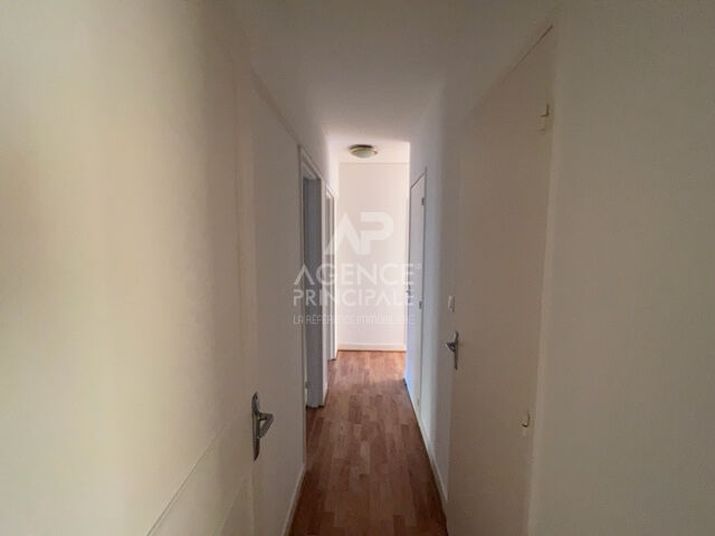 Appartement a louer versailles - 4 pièce(s) - 98 m2 - Surfyn