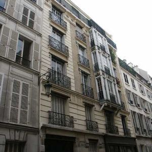 27 rue Rousselet, 75007 Paris