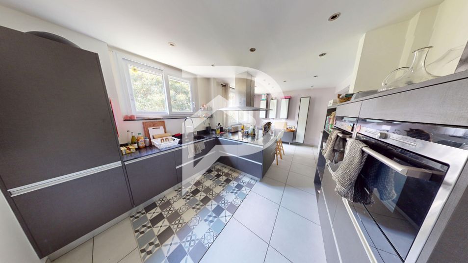 Maison a louer villemomble - 7 pièce(s) - 188 m2 - Surfyn