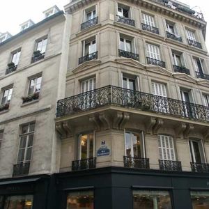 7 rue de Grenelle, 75006 Paris
