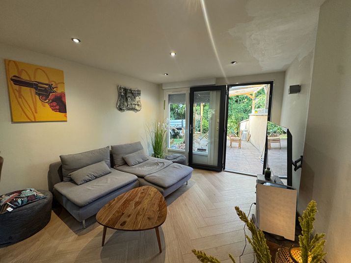 Appartement a louer  - 2 pièce(s) - 40 m2 - Surfyn