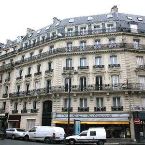 54 rue de Rome, 75008 Paris