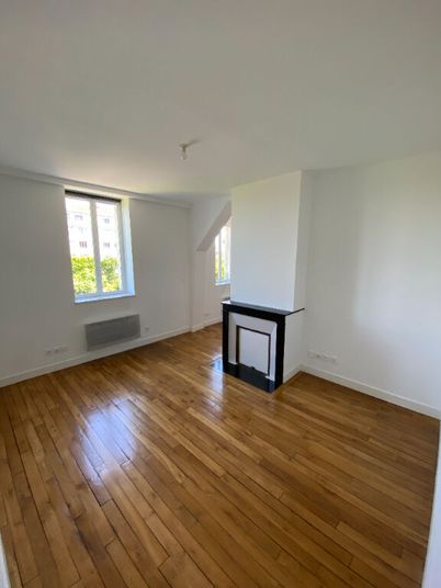 Appartement a louer auxerre - 2 pièce(s) - 42 m2 - Surfyn