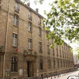 35 rue de l'Amiral Roussin, 75015 Paris