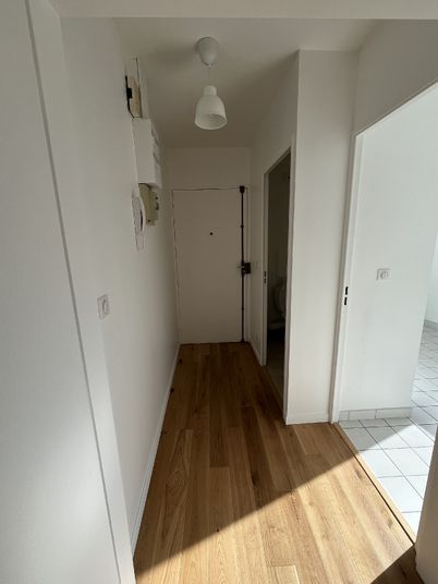 Appartement a louer  - 2 pièce(s) - 49 m2 - Surfyn