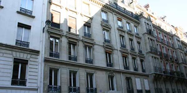 Mercedes paris 17 rue rennequin