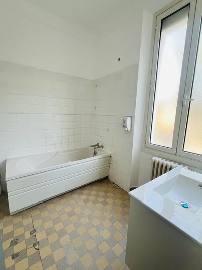 Maison a louer toulon - 4 pièce(s) - 92 m2 - Surfyn