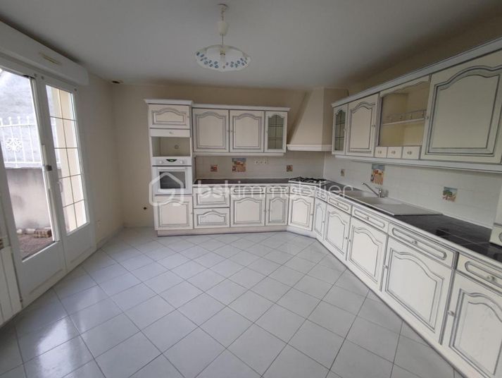 Maison a louer sens - 4 pièce(s) - 104 m2 - Surfyn