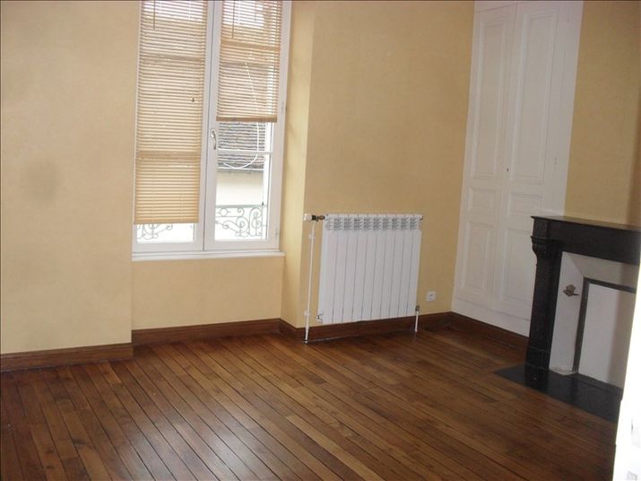 Maison a louer auxerre - 5 pièce(s) - 117 m2 - Surfyn