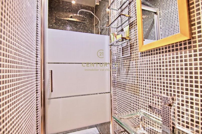 Appartement a louer  - 4 pièce(s) - 87 m2 - Surfyn