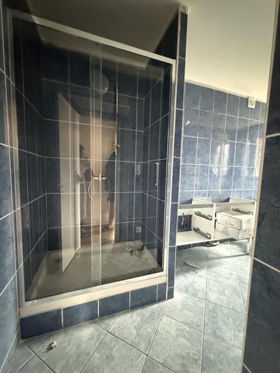 Maison a louer fontaine - 5 pièce(s) - 168 m2 - Surfyn