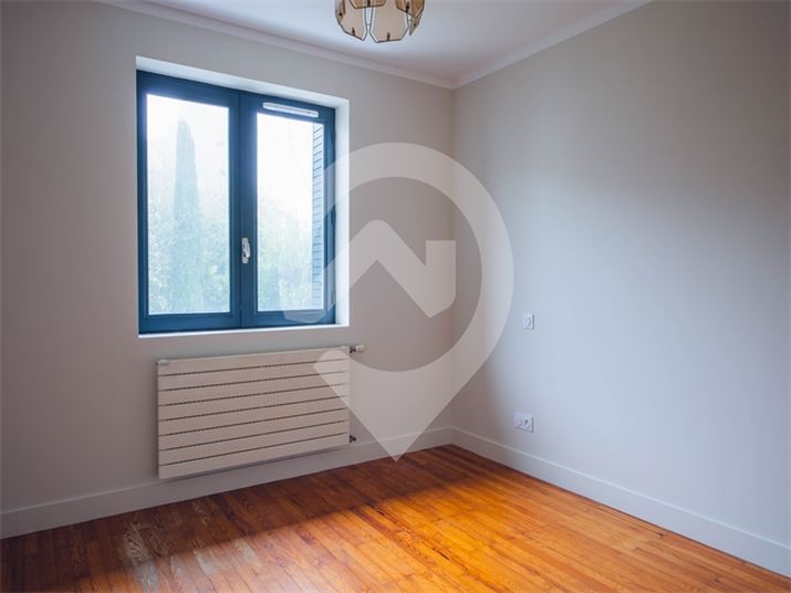 Maison a louer bourg-en-bresse - 4 pièce(s) - 144 m2 - Surfyn