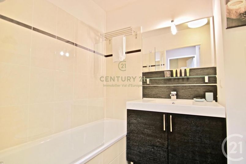 Appartement a louer  - 4 pièce(s) - 87 m2 - Surfyn