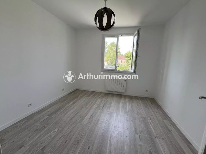 Maison a louer moissy-cramayel - 5 pièce(s) - 90 m2 - Surfyn