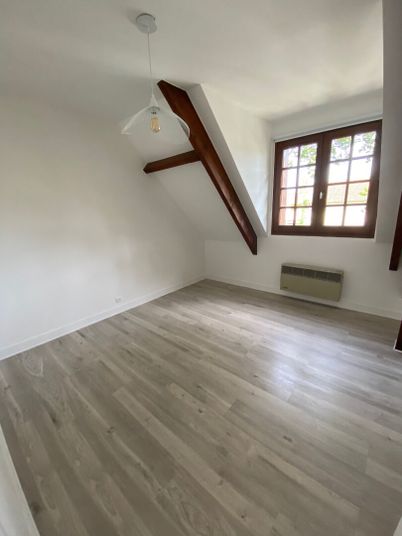 Maison a louer maisons-laffitte - 7 pièce(s) - 147 m2 - Surfyn