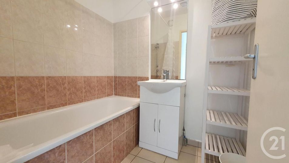 Appartement a louer grenoble - 3 pièce(s) - 62 m2 - Surfyn