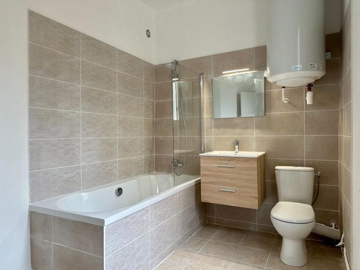 Appartement a louer narbonne - 2 pièce(s) - 33 m2 - Surfyn