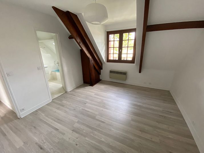 Maison a louer maisons-laffitte - 7 pièce(s) - 147 m2 - Surfyn