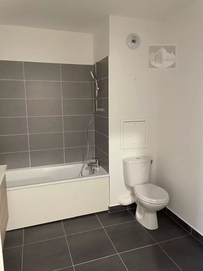 Appartement a louer combs-la-ville - 2 pièce(s) - 44 m2 - Surfyn