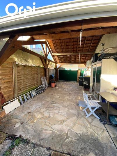 Maison a louer montigny-le-bretonneux - 6 pièce(s) - 122 m2 - Surfyn