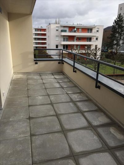 Appartement a louer besancon - 3 pièce(s) - 58 m2 - Surfyn