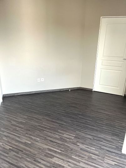 Appartement a louer rillieux-la-pape - 2 pièce(s) - 39 m2 - Surfyn