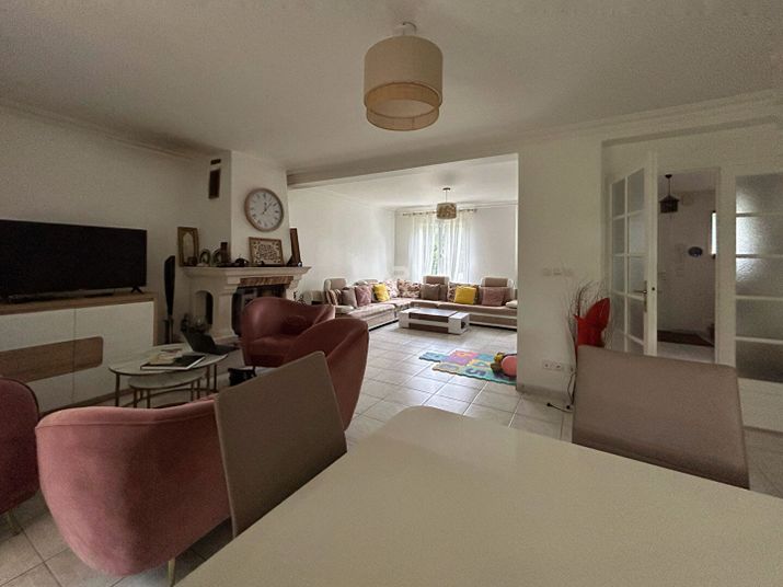 Maison a louer acheres - 7 pièce(s) - 137 m2 - Surfyn