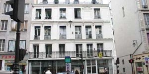 327 rue Saint-Martin, 75003 Paris