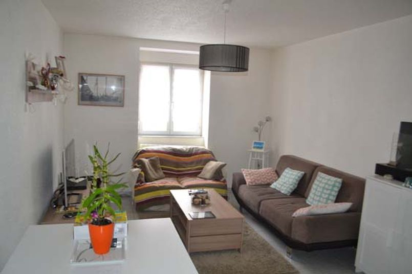 Appartement a louer bourgoin-jallieu - 4 pièce(s) - 75 m2 - Surfyn