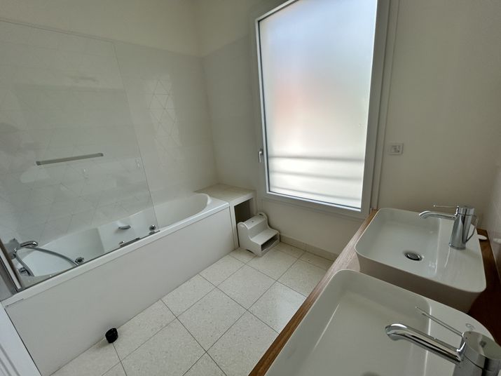 Maison a louer maisons-alfort - 6 pièce(s) - 265 m2 - Surfyn