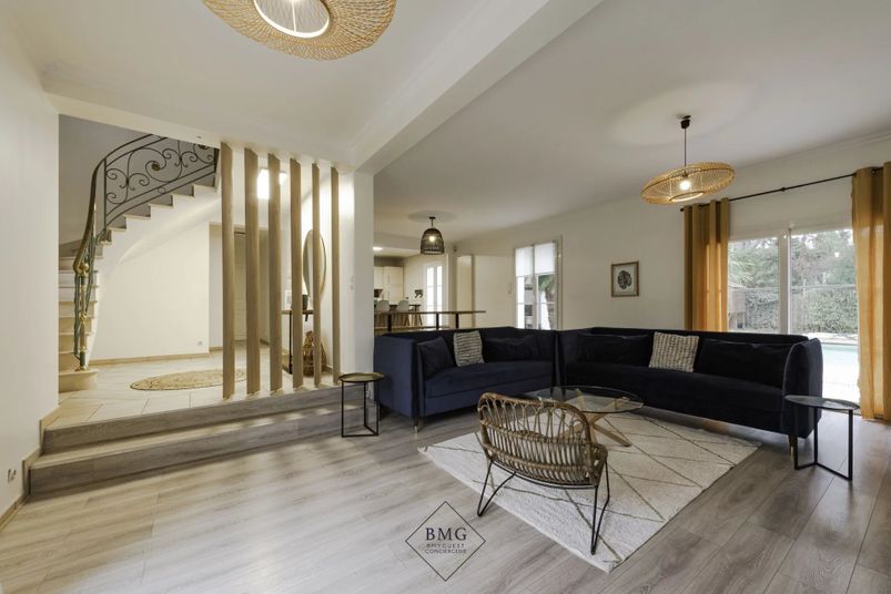 Maison a louer serris - 7 pièce(s) - 220 m2 - Surfyn