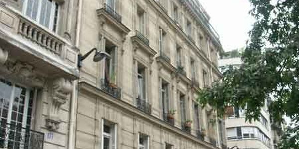 Place Adolphe Chérioux, 75015 Paris