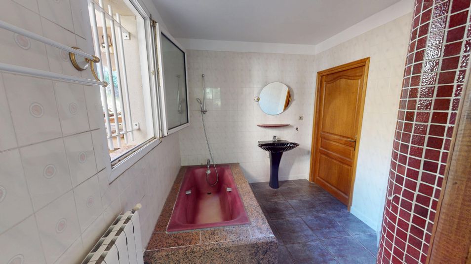 Maison a louer aubagne - 6 pièce(s) - 187 m2 - Surfyn