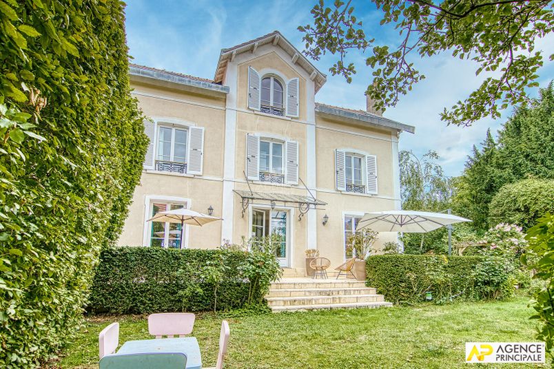 Maison a louer versailles - 9 pièce(s) - 427 m2 - Surfyn