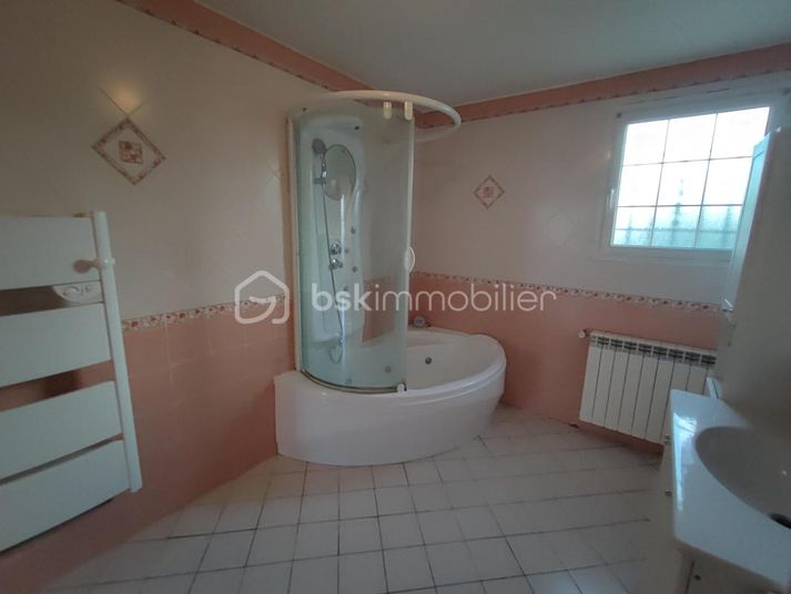 Maison a louer sens - 4 pièce(s) - 104 m2 - Surfyn