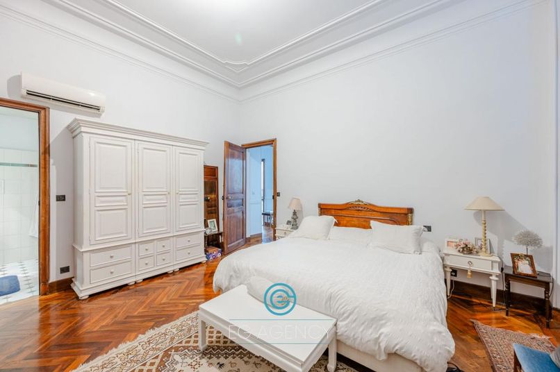 Appartement a louer marseille-1er-arrondissement - 5 pièce(s) - 212 m2 - Surfyn