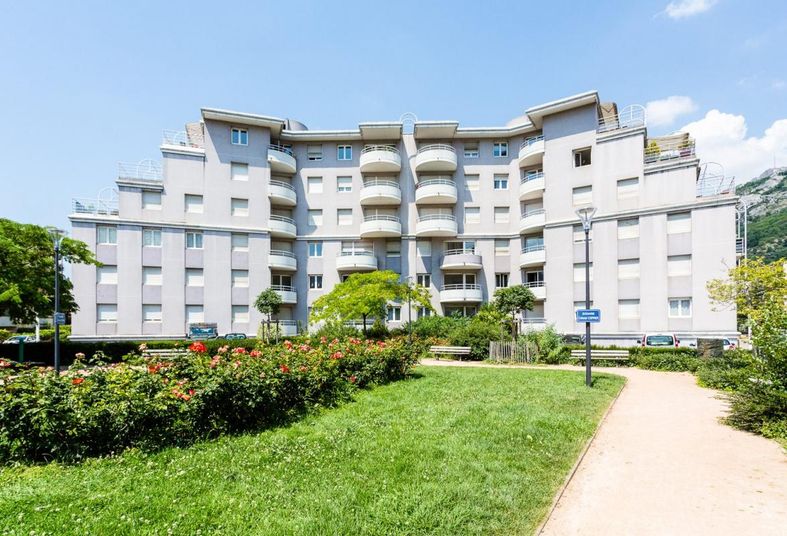 Appartement a louer grenoble - 3 pièce(s) - 65 m2 - Surfyn