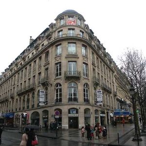 63 avenue des Champs Élysées 75008 Paris
