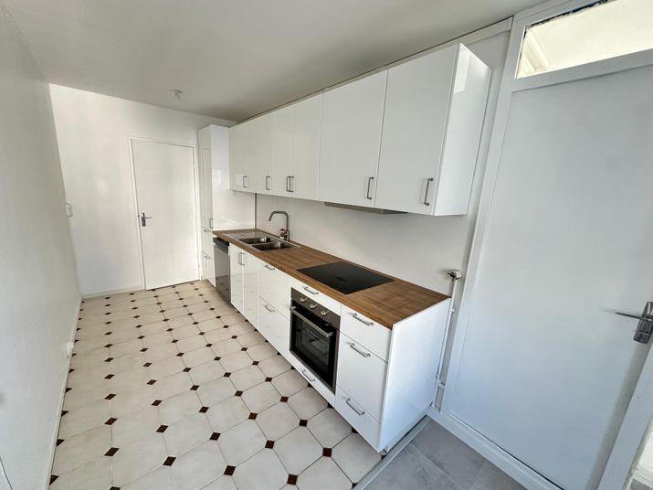 Appartement a louer  - 5 pièce(s) - 112 m2 - Surfyn