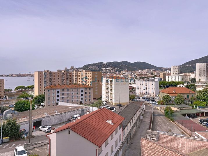 Appartement a louer ajaccio - 3 pièce(s) - 65 m2 - Surfyn