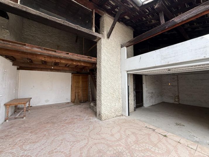 Maison a louer fontaine - 5 pièce(s) - 168 m2 - Surfyn