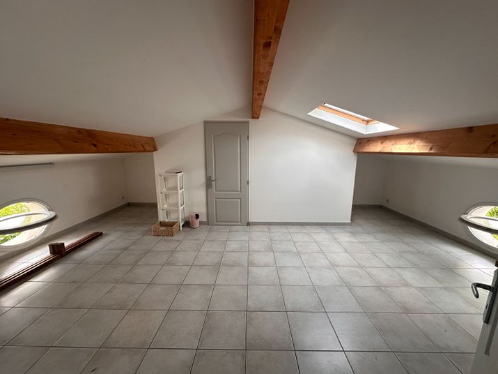 Maison a louer aix-en-provence - 4 pièce(s) - 100 m2 - Surfyn