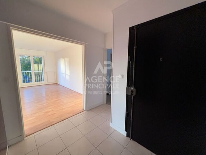 Appartement a louer versailles - 4 pièce(s) - 98 m2 - Surfyn