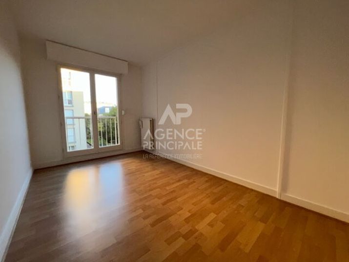 Appartement a louer versailles - 4 pièce(s) - 98 m2 - Surfyn