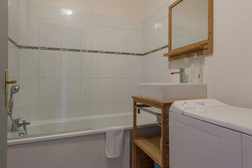 Appartement a louer  - 2 pièce(s) - 42 m2 - Surfyn