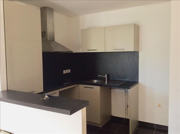 Appartement a louer brie-comte-robert - 3 pièce(s) - 62 m2 - Surfyn