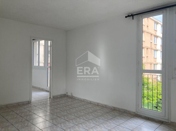 Appartement a louer noisy-le-grand - 2 pièce(s) - 42 m2 - Surfyn