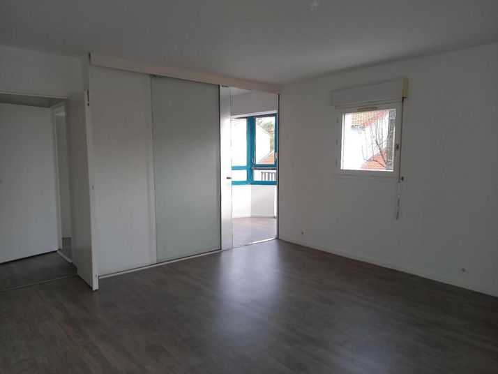 Appartement a louer bordeaux - 4 pièce(s) - 87 m2 - Surfyn