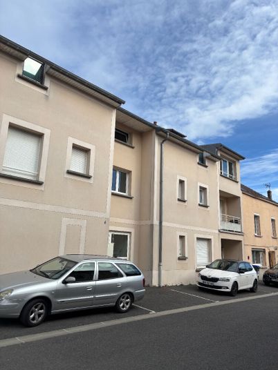 Appartement a louer  - 3 pièce(s) - 60 m2 - Surfyn