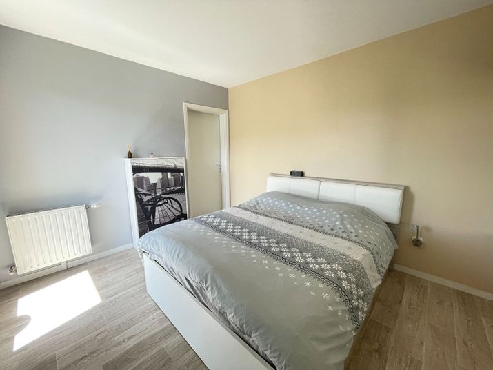 Appartement a louer  - 4 pièce(s) - 77 m2 - Surfyn